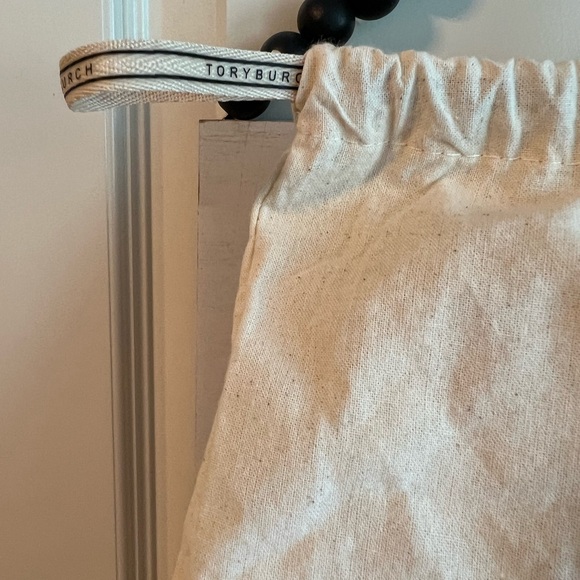 TORY BURCH Blake Canvas Jumbo Tote Bag Canvas Purse Travel Shoulder NWT HOST PK - Picture 10 of 11